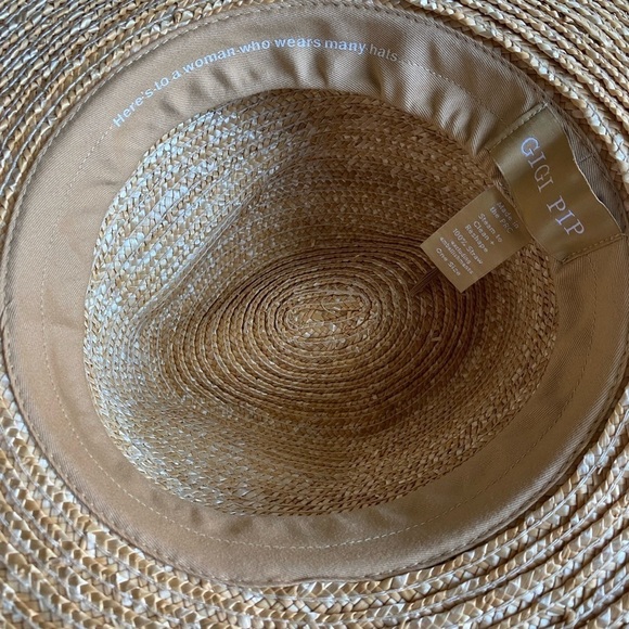 Gigi Pip Women’s Isla Fedora Straw Hat - Picture 7 of 8